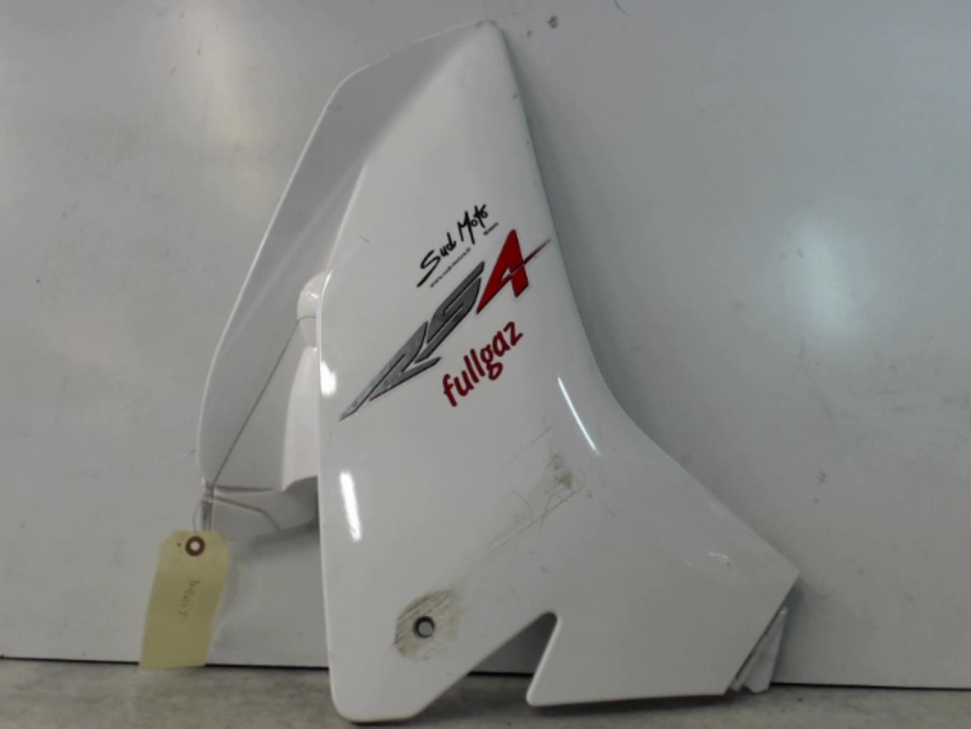 pièce détachée occasion Cache flanc de carenage droit APRILIA