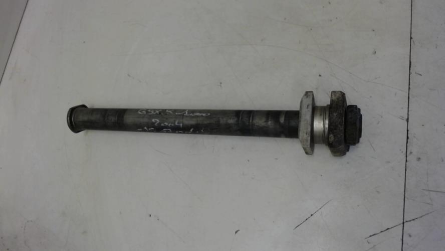 pièce détachée occasion Axe de roue arriere SUZUKI