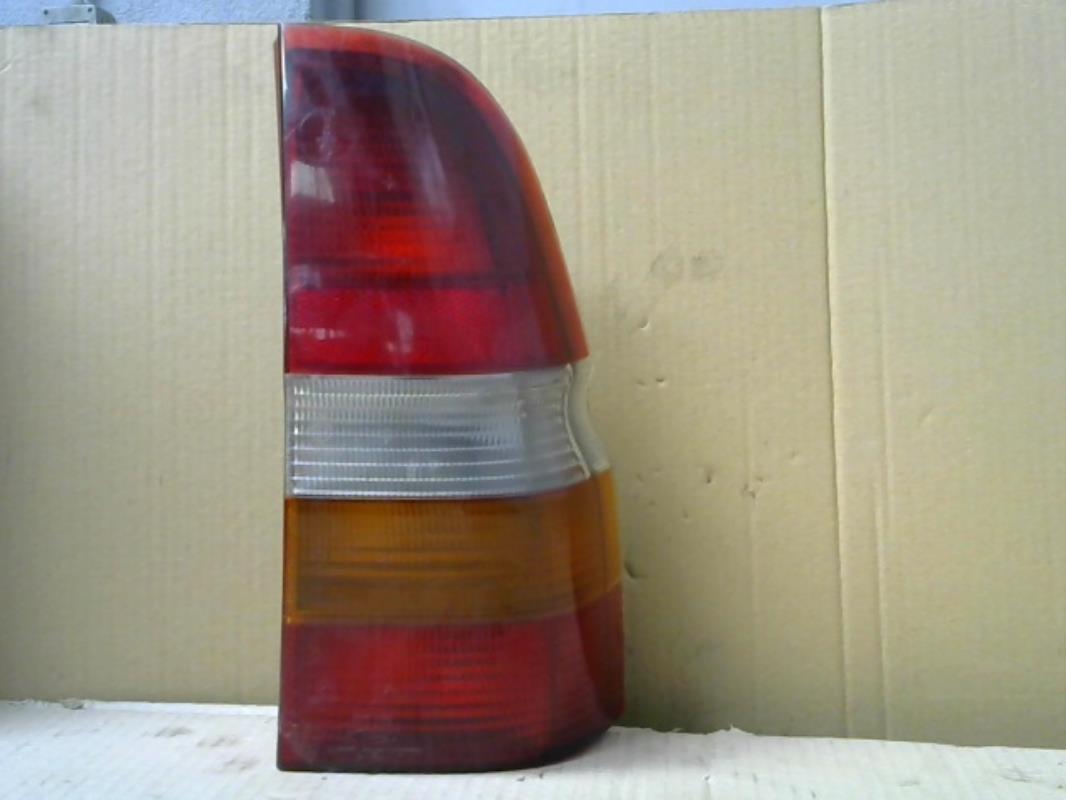 Fanale posteriore principale destro (luci)