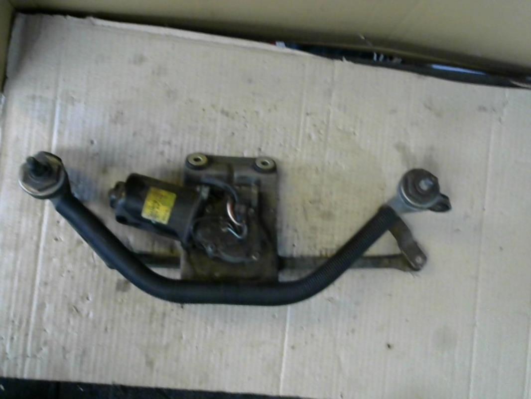 Motor de limpiaparabrisas delantero