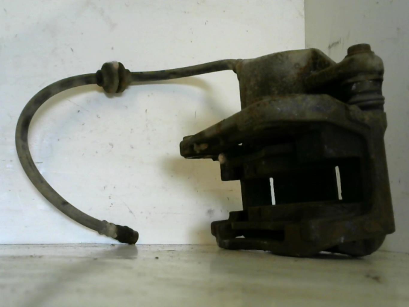 Etrier avant gauche (freinage)
