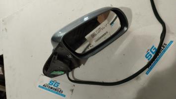 Retrovisor derecho