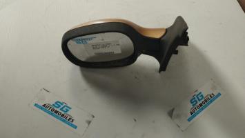Retrovisor izquierdo