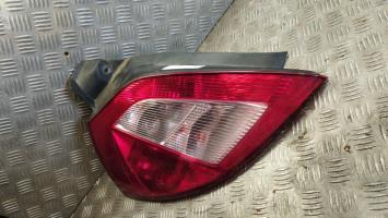 Fanale posteriore principale sinistro (luci)