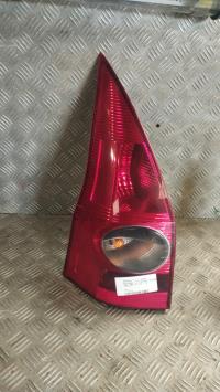 Fanale posteriore principale sinistro (luci)