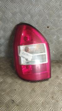 Fanale posteriore principale sinistro (luci)