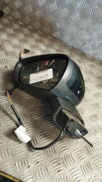 Specchietto retrovisore sinistro