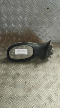 Retrovisor izquierdo