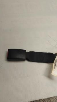 Attache ceinture arriere gauche