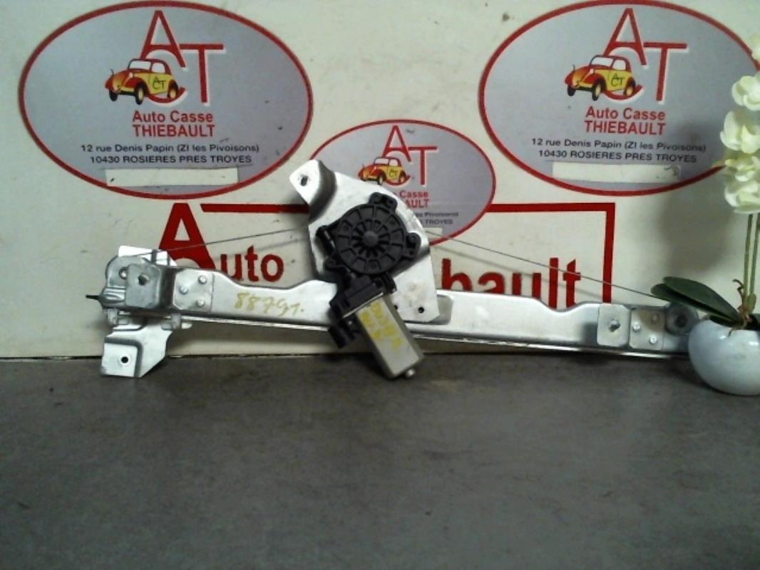 Alzacristalli elettrico anteriore destro