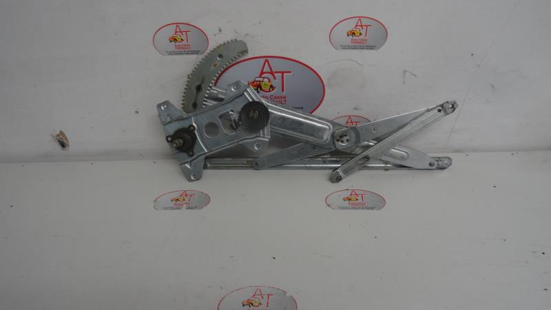 Alzacristalli manuale anteriore destro