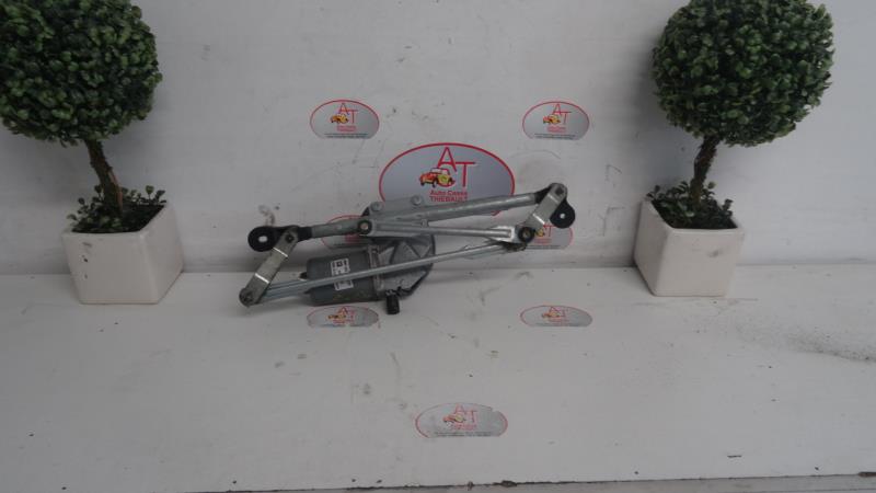 Moteur essuie glace avant