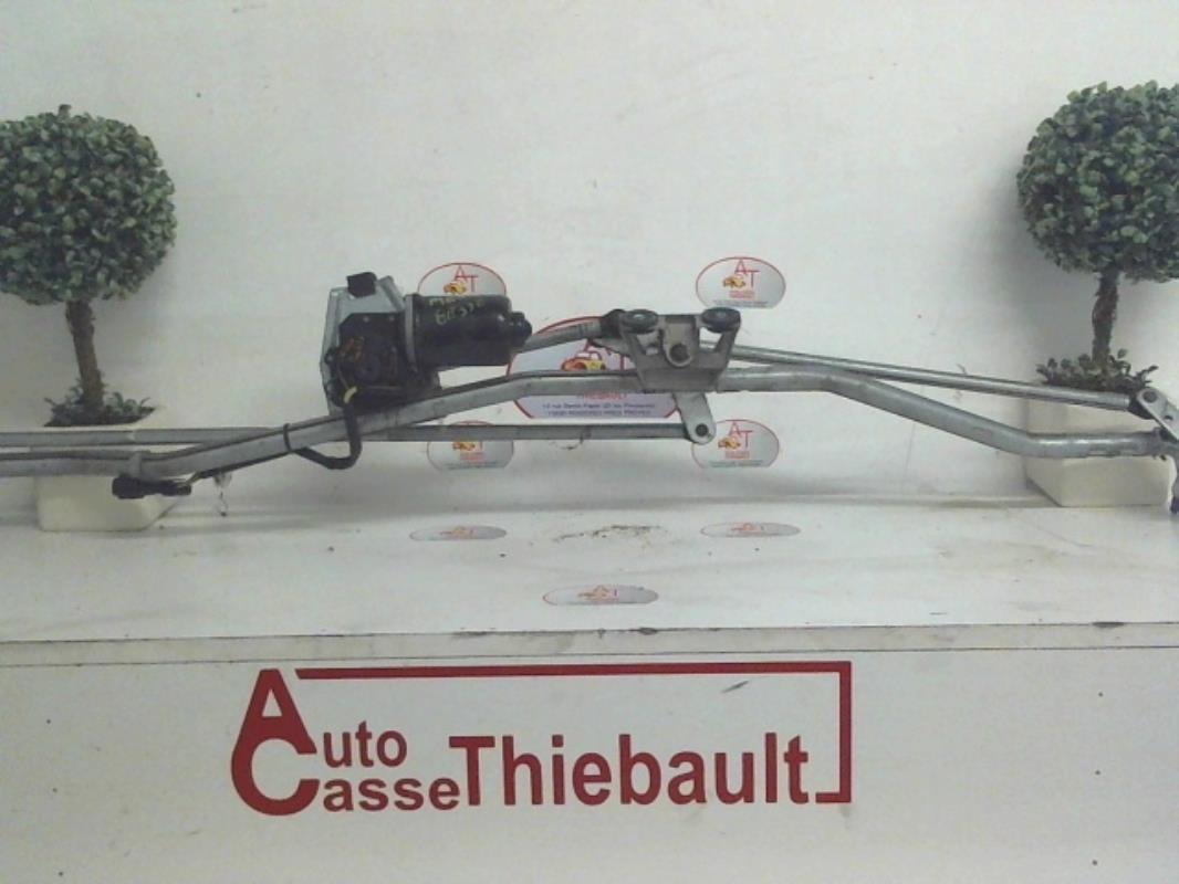 Moteur essuie glace avant