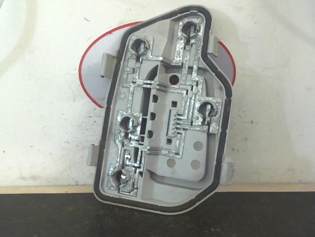 Base portalampade fanale posteriore destro