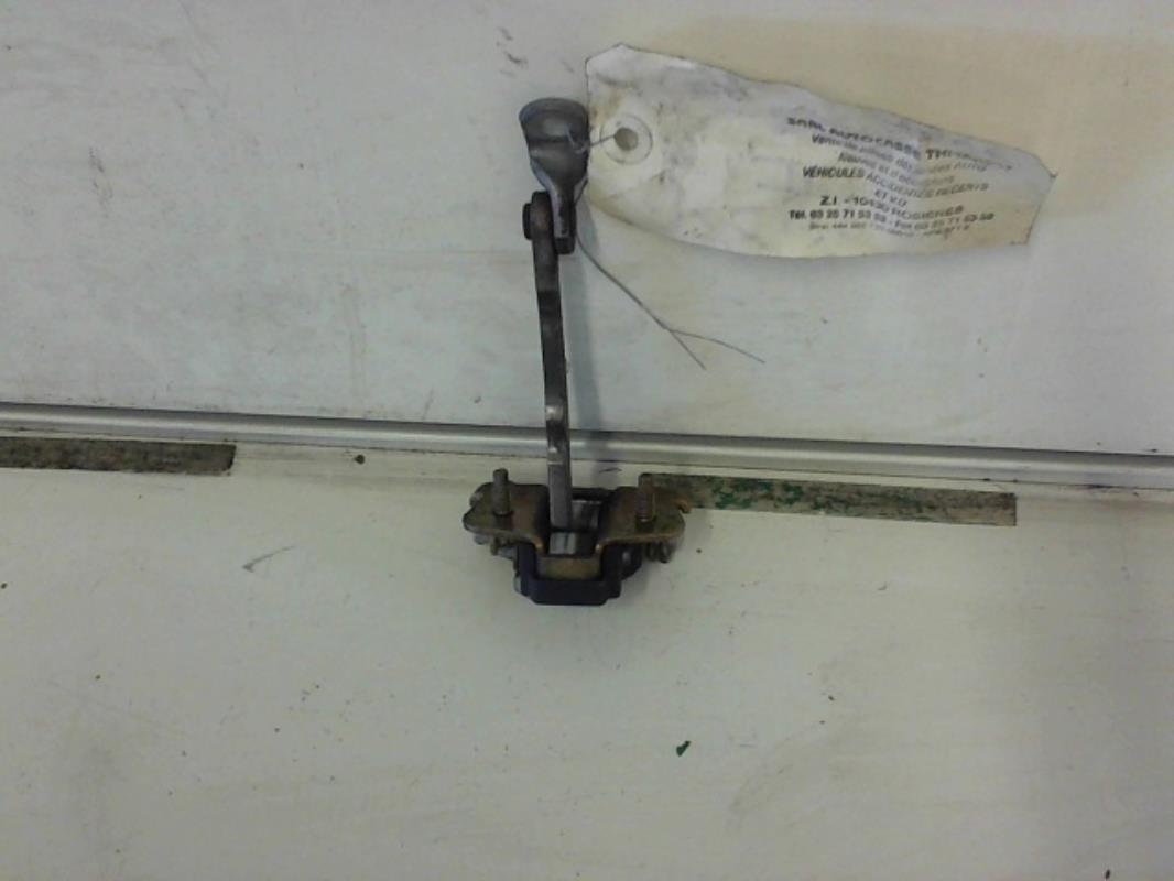 Tirant de porte avant gauche