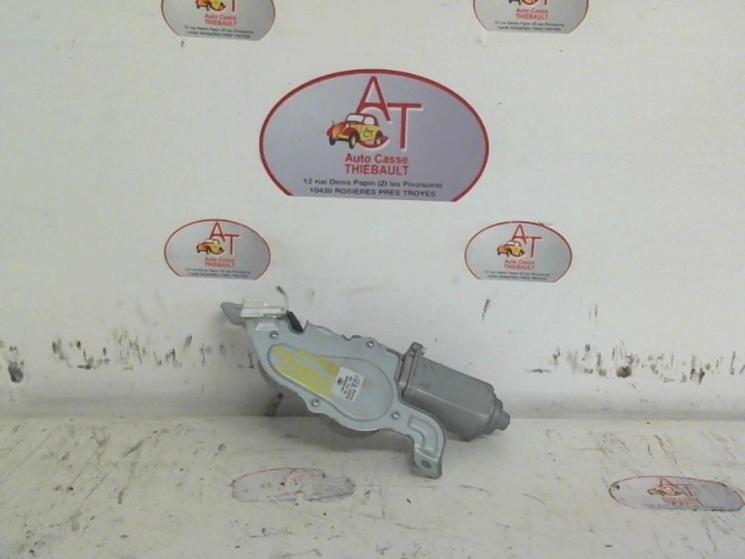 Moteur essuie glace arriere