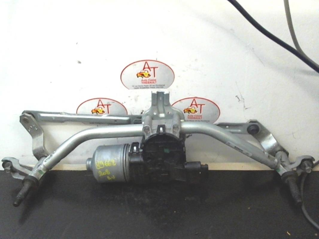 Moteur essuie glace avant