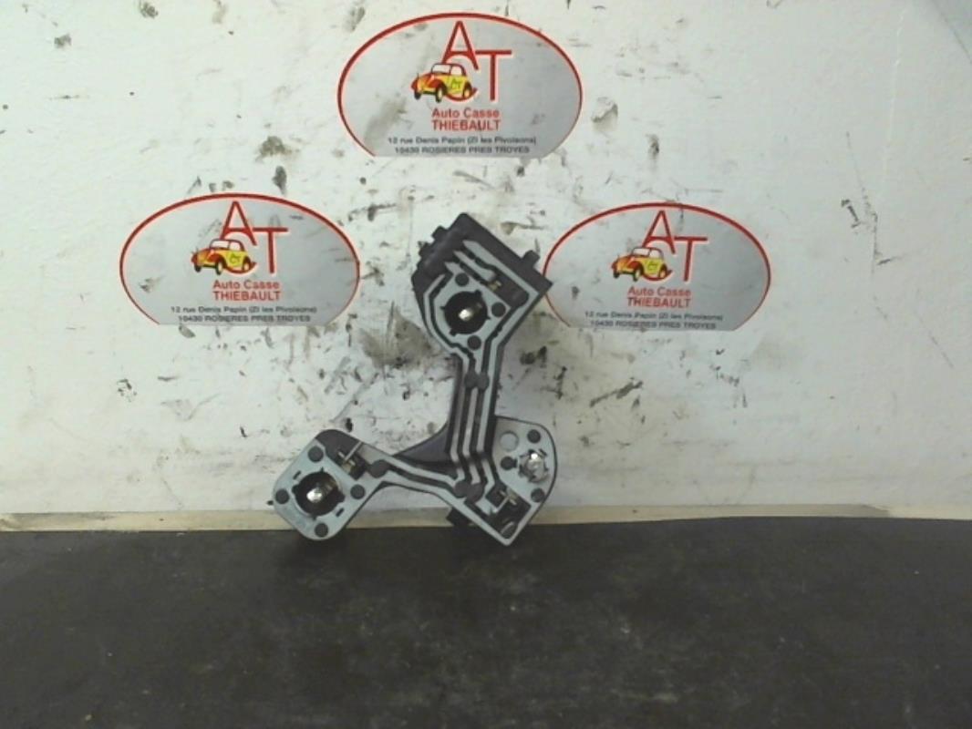 Platine feu arriere droit