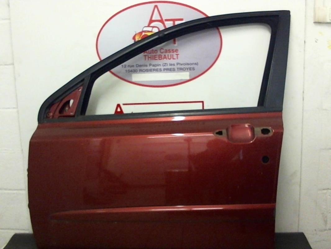 Porte avant gauche