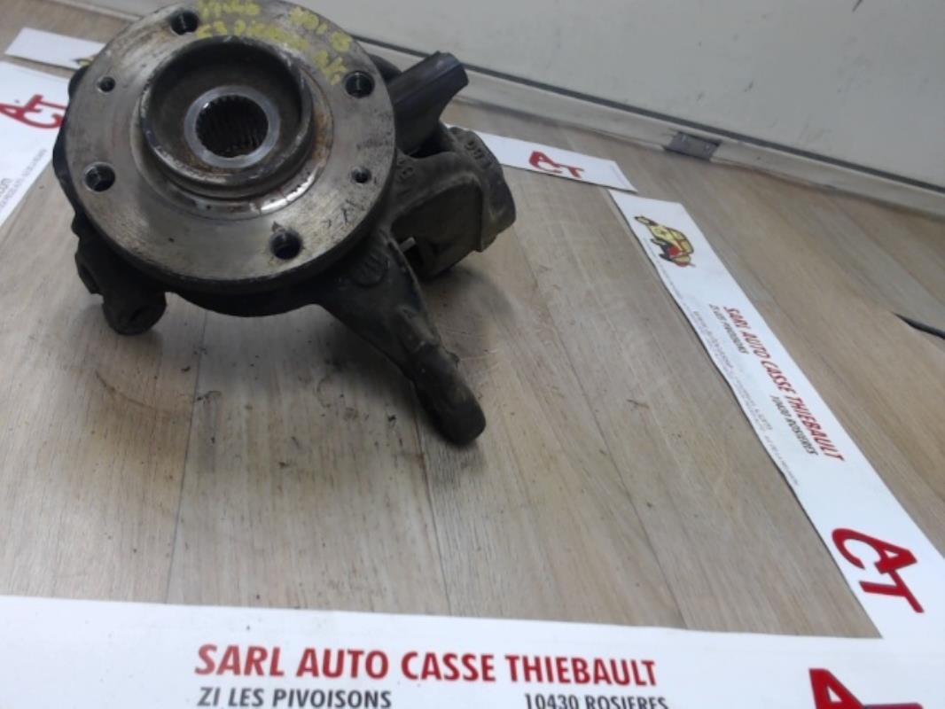 Fusee avant gauche