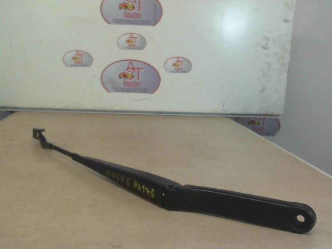Braccio tergicristallo anteriore sinistro