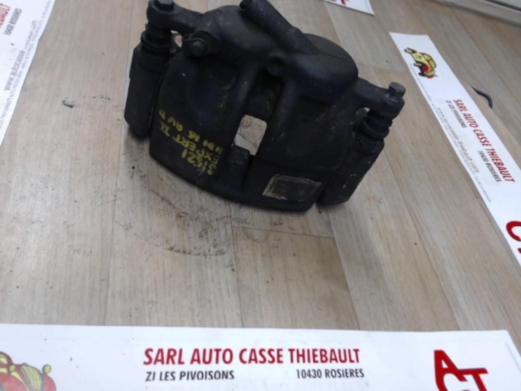 Pinza freni anteriore destra