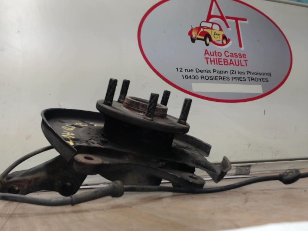 Fusee avant gauche