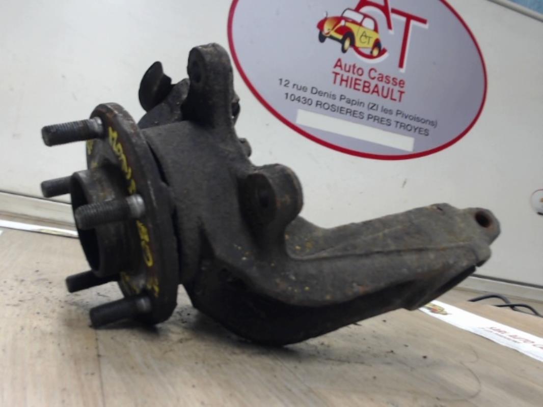 Fusee avant gauche