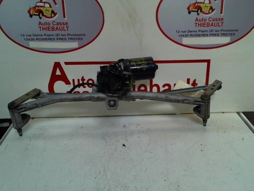 Moteur essuie glace avant