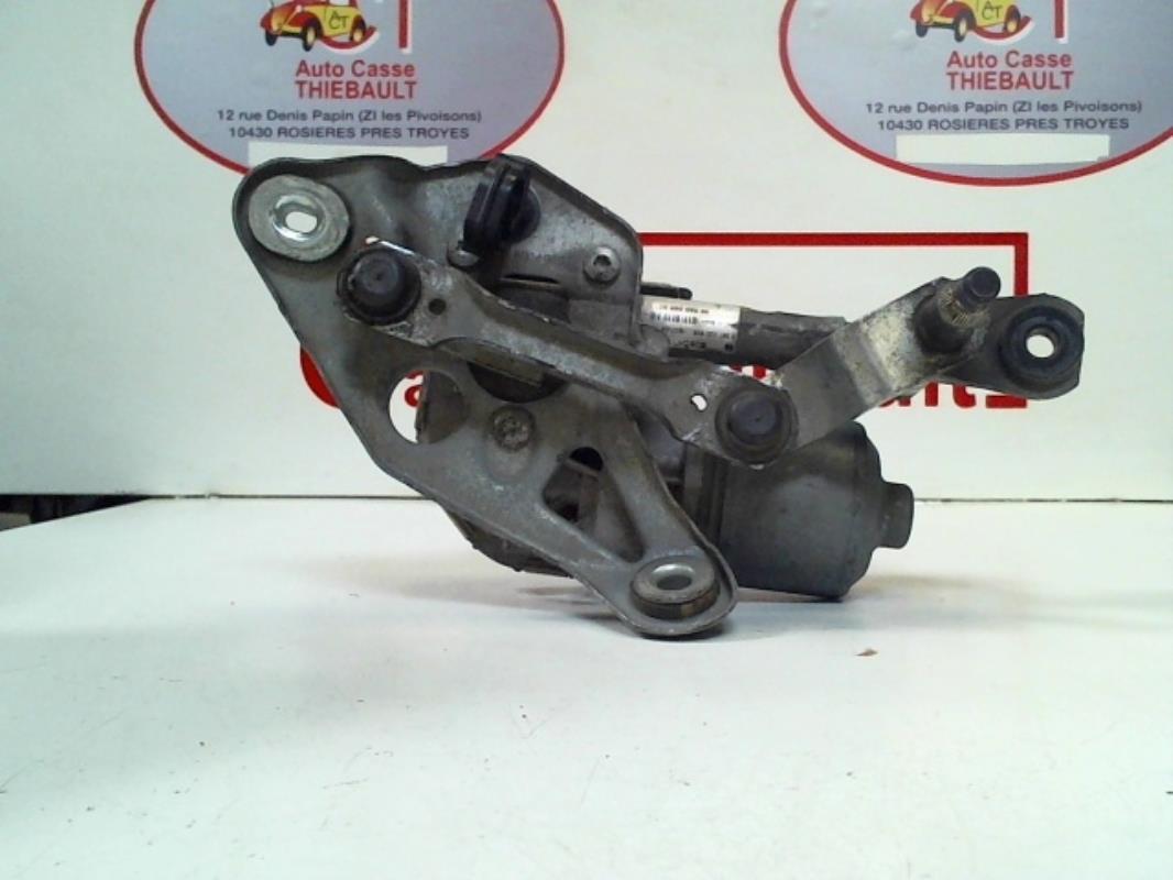 Moteur essuie glace avant droit