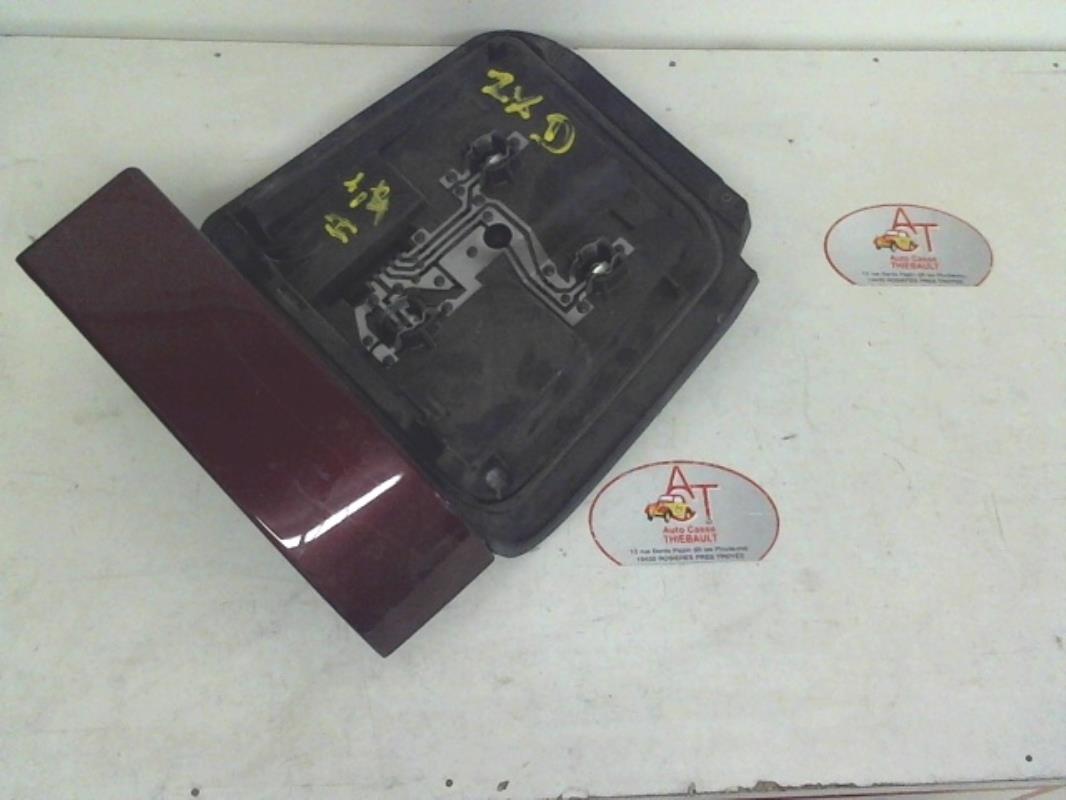 Base portalampade fanale posteriore destro