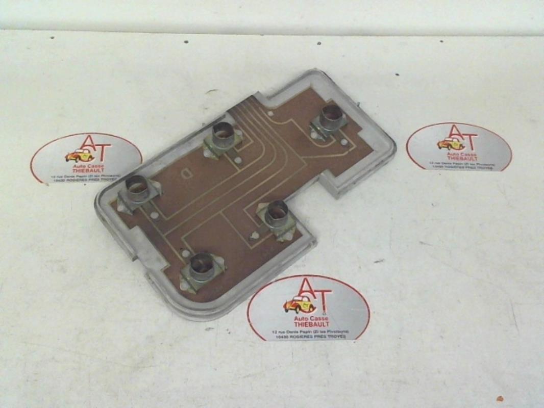 Base portalampade fanale posteriore destro
