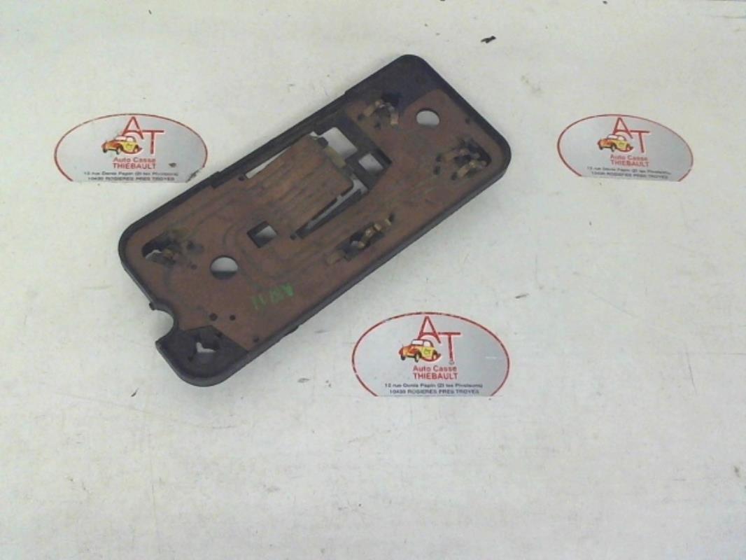 Base portalampade fanale posteriore destro