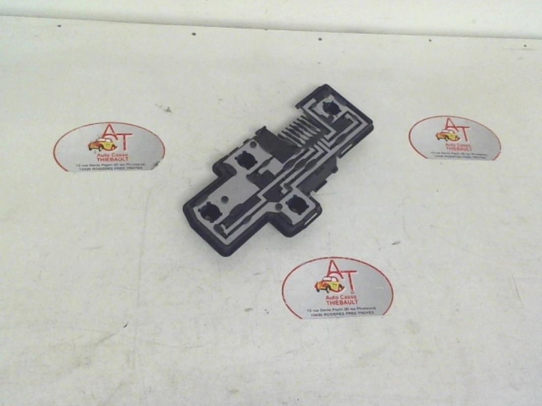 Base portalampade fanale posteriore destro