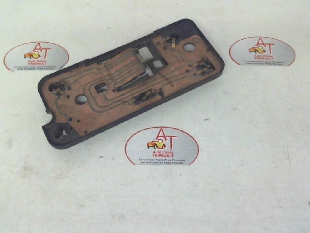 Base portalampade fanale posteriore destro