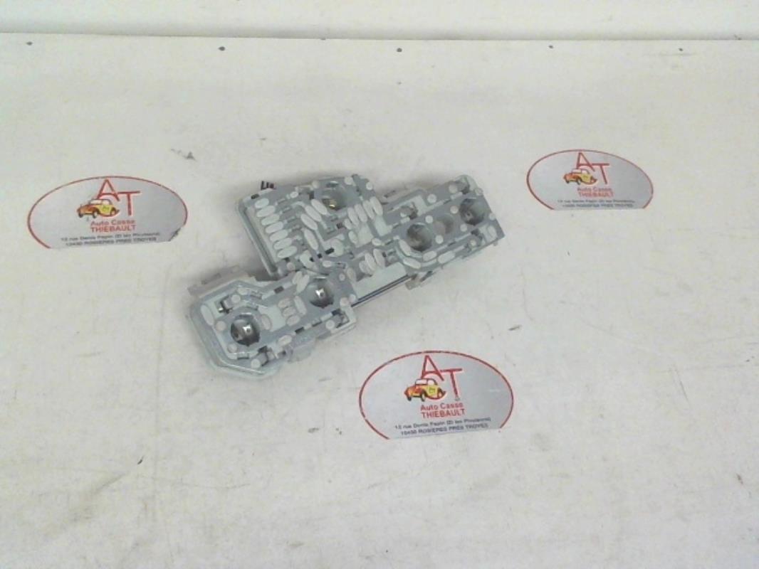 Base portalampade fanale posteriore destro