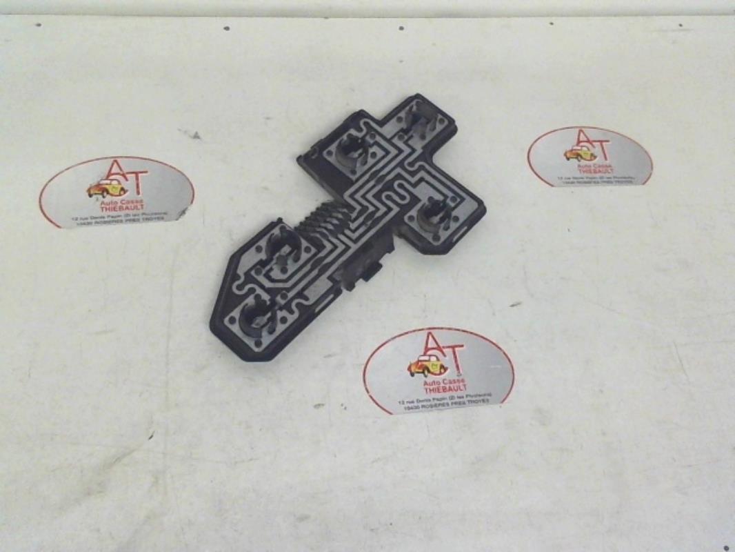 Base portalampade fanale posteriore destro