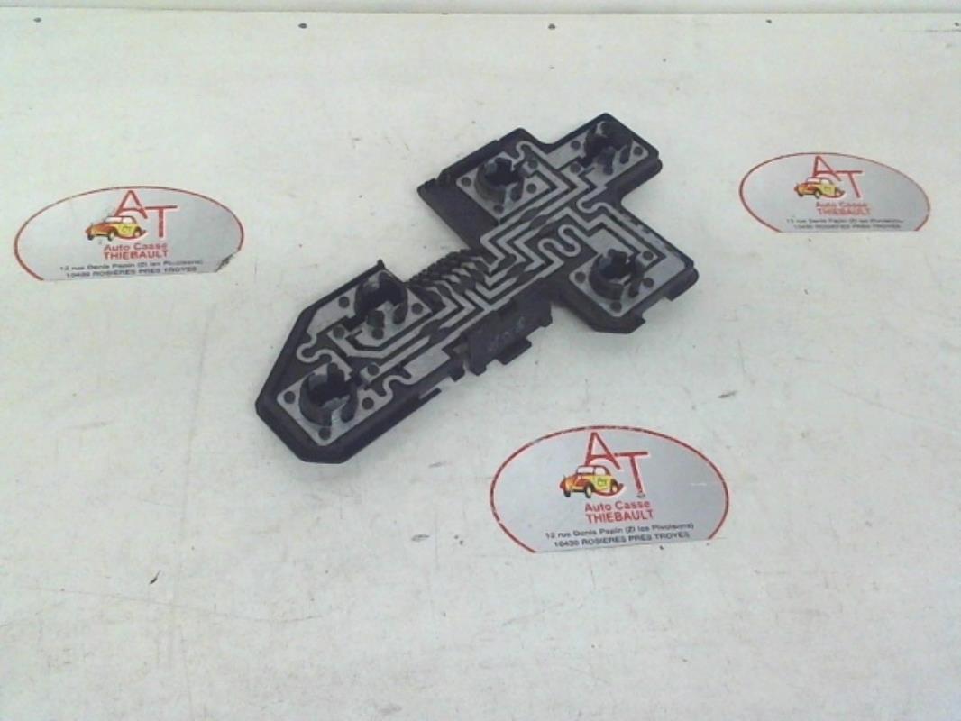 Base portalampade fanale posteriore destro