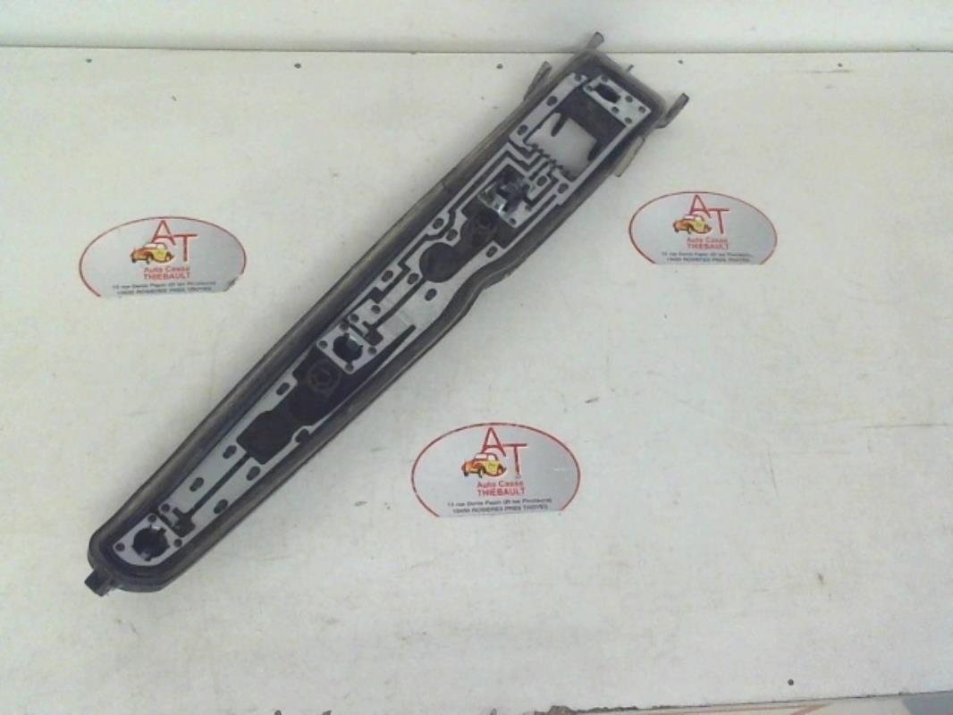 Base portalampade fanale posteriore sinistro