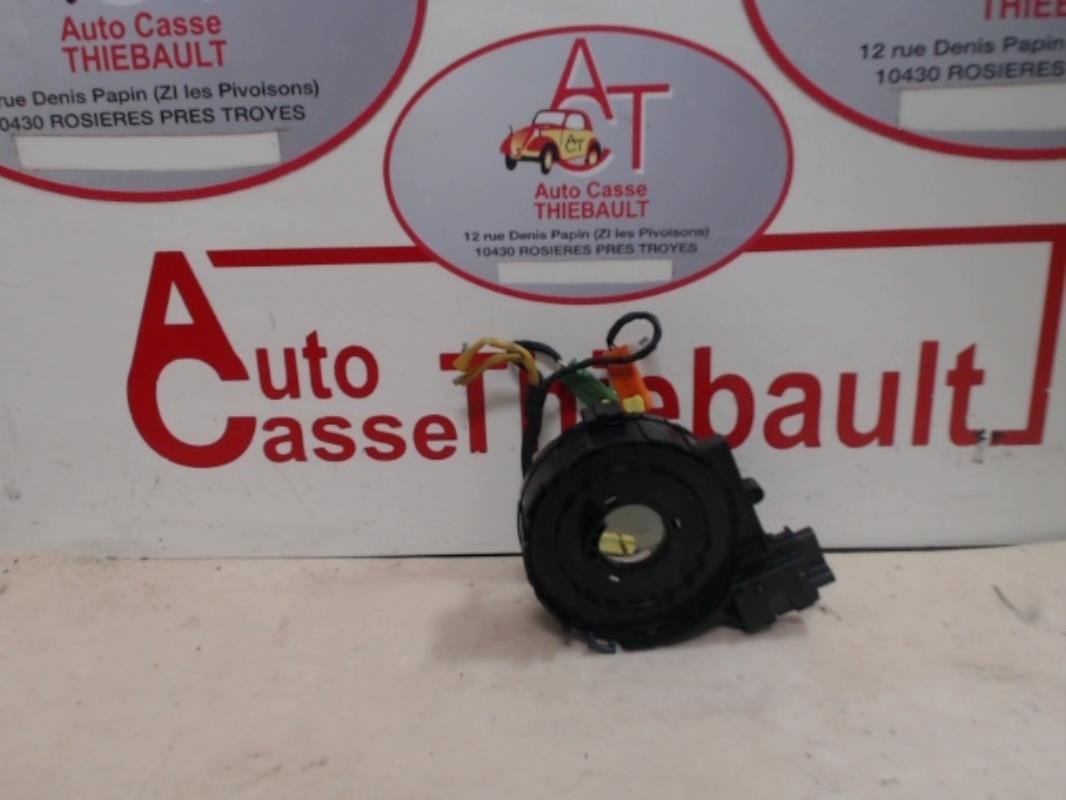Contactor giratorio