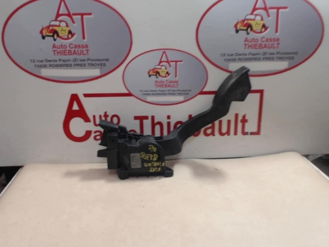 Pedale d'accelerateur