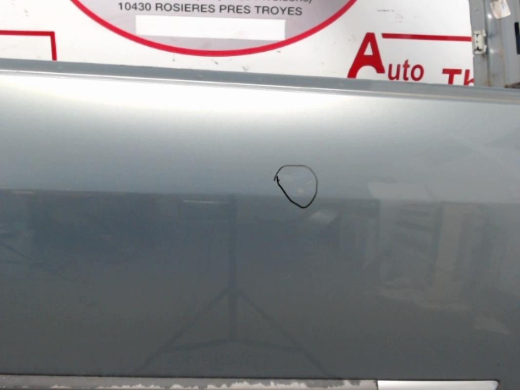 Porte avant droit