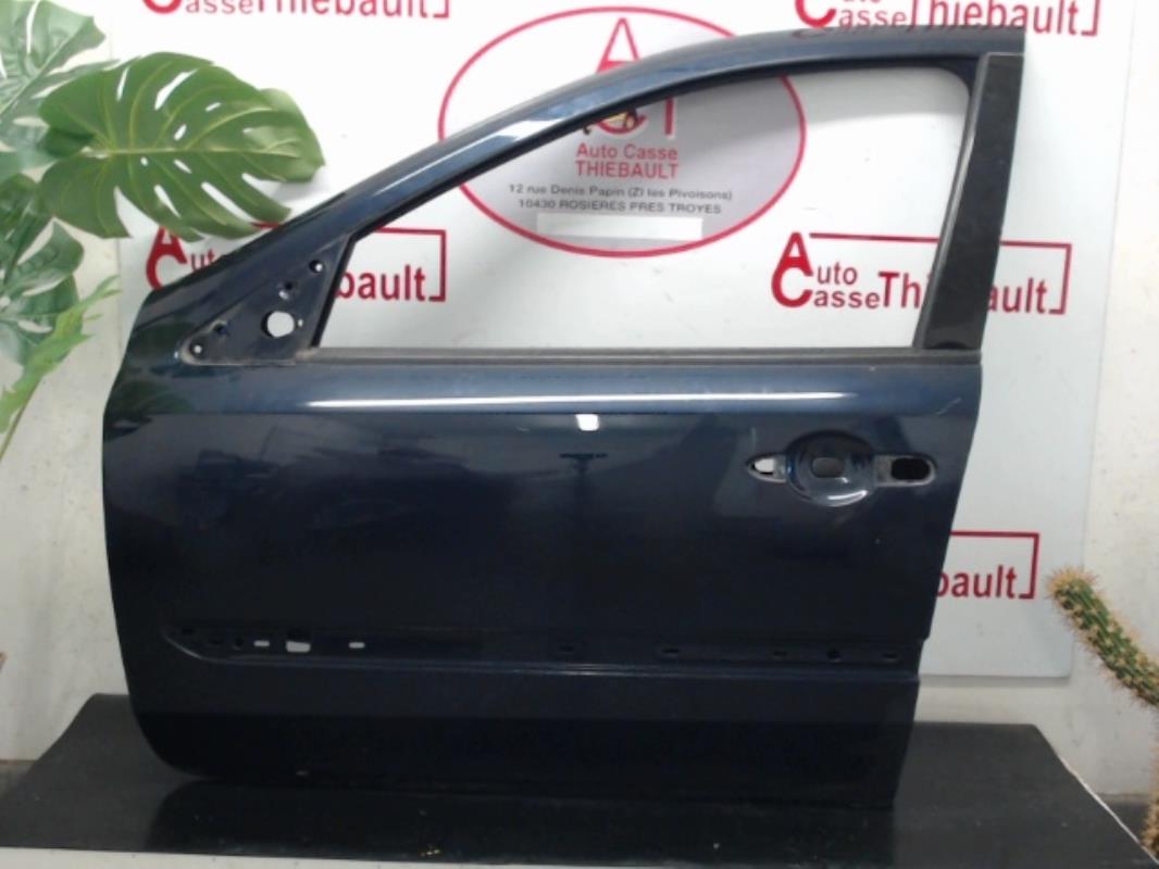 Porte avant gauche