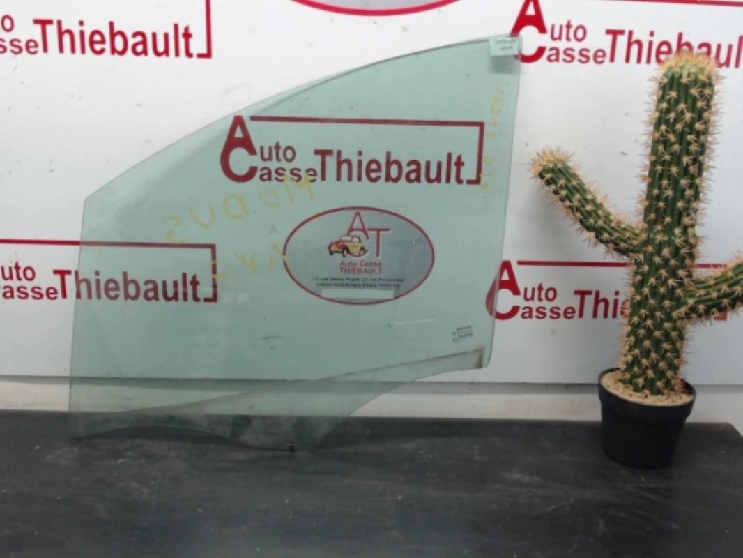 Vitre avant gauche
