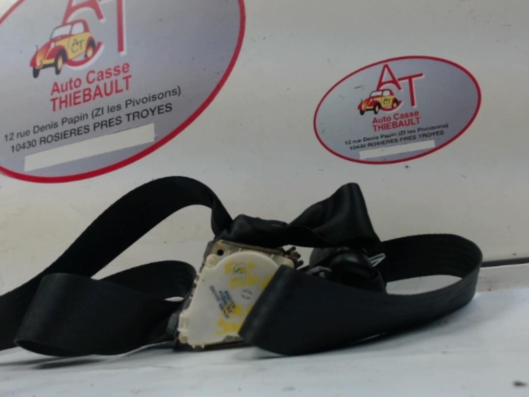 Attache ceinture arriere gauche