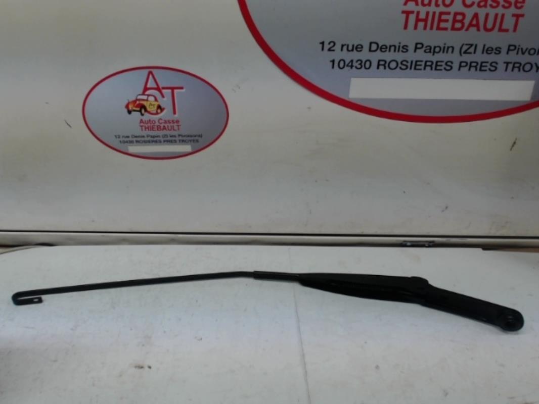 Bras essuie glace avant droit