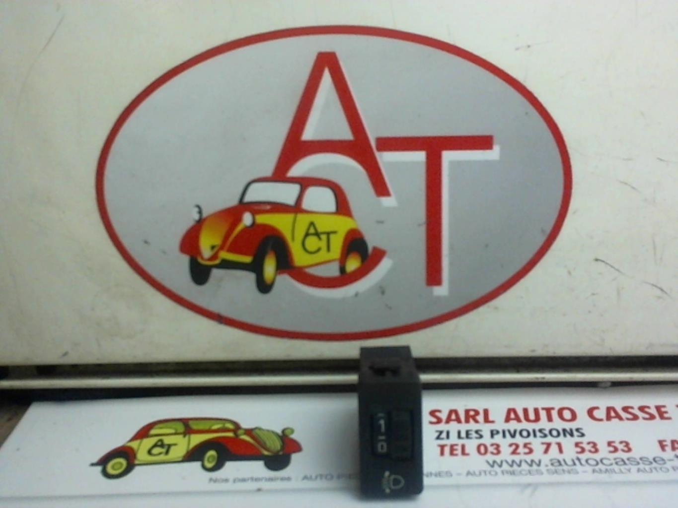 Comando regolazione altezza fari