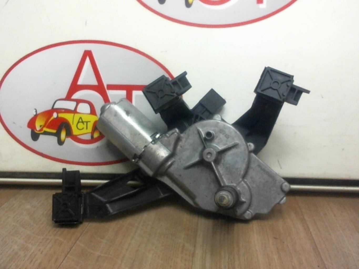 Moteur essuie glace arriere