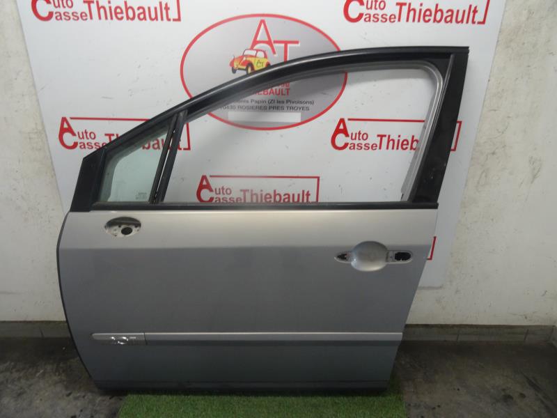 Porte avant gauche