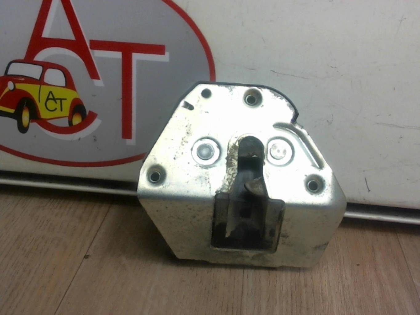 Serratura porta laterale destra